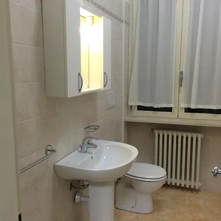 Casa San Zeno - Istituto Salesiano Guest house 3*